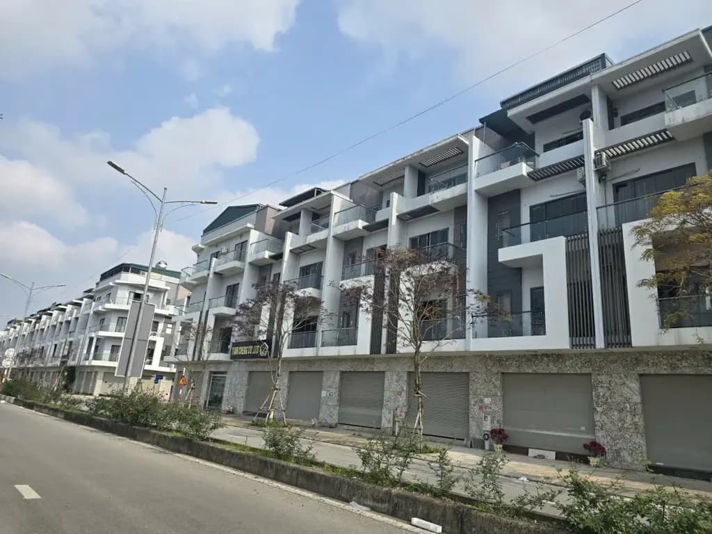 Main-Bán căn xây thô 4 tầng diện tích đất 75m mặt 5m hướng tây bắc. khu đô thị him lam đại phúc dãy CL1 trục chính nhìn chung cư. Phường võ cường tỉnh bắc ninh-1