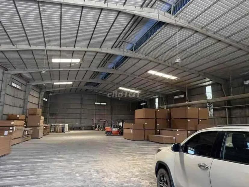 Cho thuê Kho, nhà xưởng 1800m2 giá 100 triệu tại Phường Khánh Bình Thị xã Tân Uyên Bình Dương