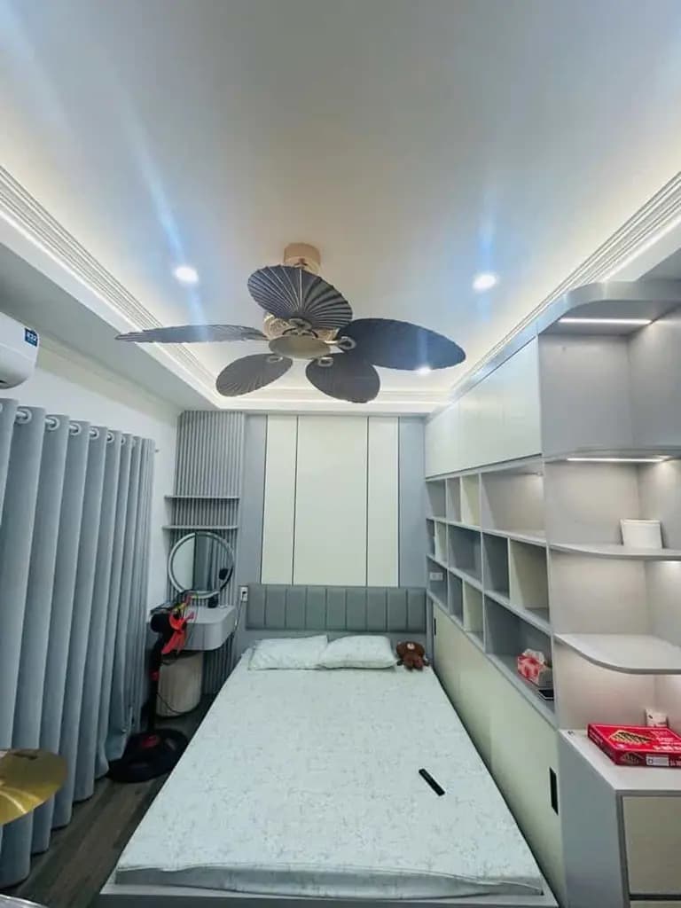 Main-10M RA Ô TÔ TRÁNH - SỔ RIÊNG - NHỎ TIỀN - DỄ BAY-1