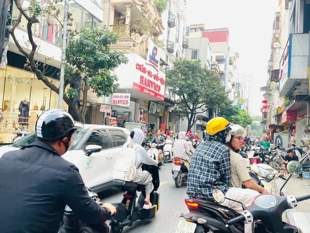 Main-CHO THUÊ NHÀ RIÊNG 45M2 GIÁ 19 TRIỆU TẠI PHỐ LÊ LỢI QUẬN HÀ ĐÔNG HÀ NỘI! LH: 0963989690 - 0333846866-5