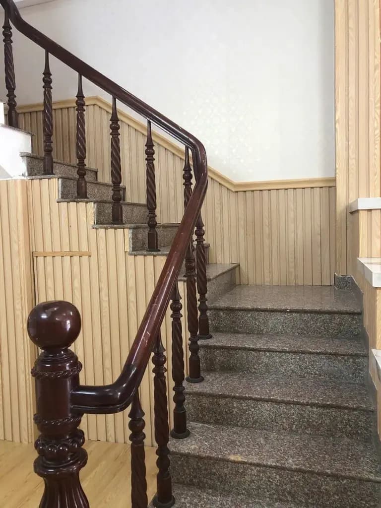 Main-CHO THUÊ NHÀ 3 TẦNG MẶT TIỀN NGÔ QUYỀN, SƠN TRÀ, 100M2, GIÁ 20TR-5
