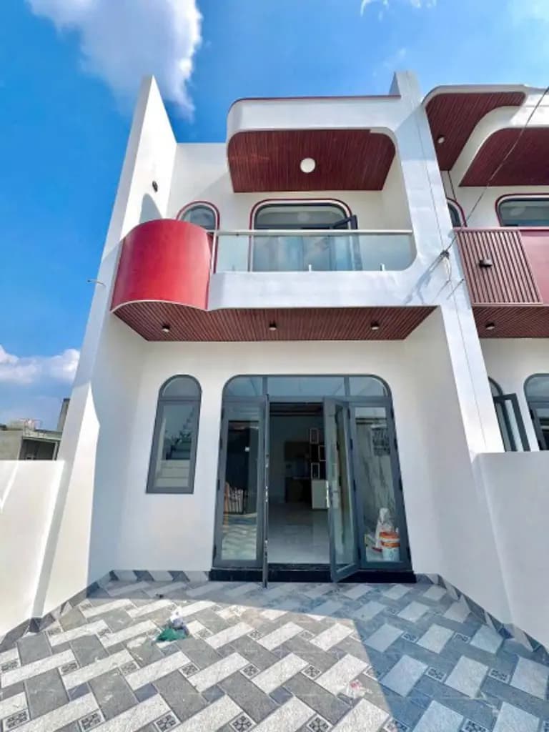 Main-GIÁ RẺ HẾT HỒN - NHÀ PHỐ 4 PHÒNG NGỦ, CÓ SÂN OTO NGAY TRUNG TÂM TÂN TRIỀU-1
