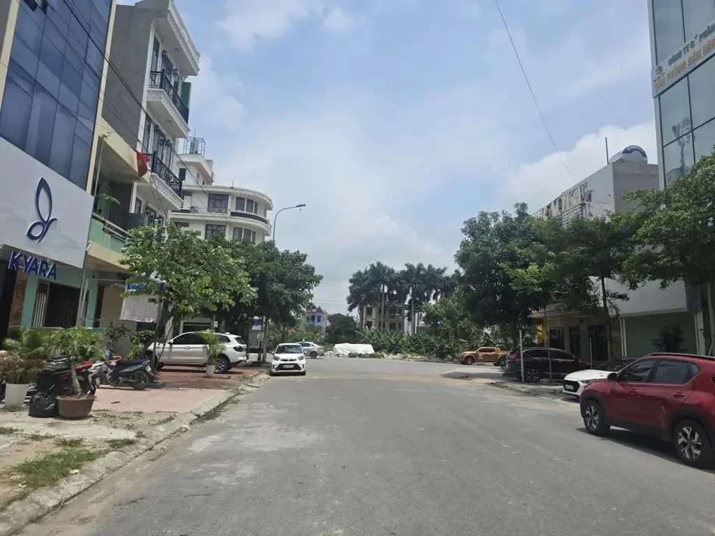 Main-Bán đất lô góc khu 7 đại phúc dãy CL21. Đường thông thẳng ra đường nguyễn quyền. Diện tích 85m mặt tiền 15m hướng đông nam & tây nam. Phường võ cường tỉnh bắc ninh-1