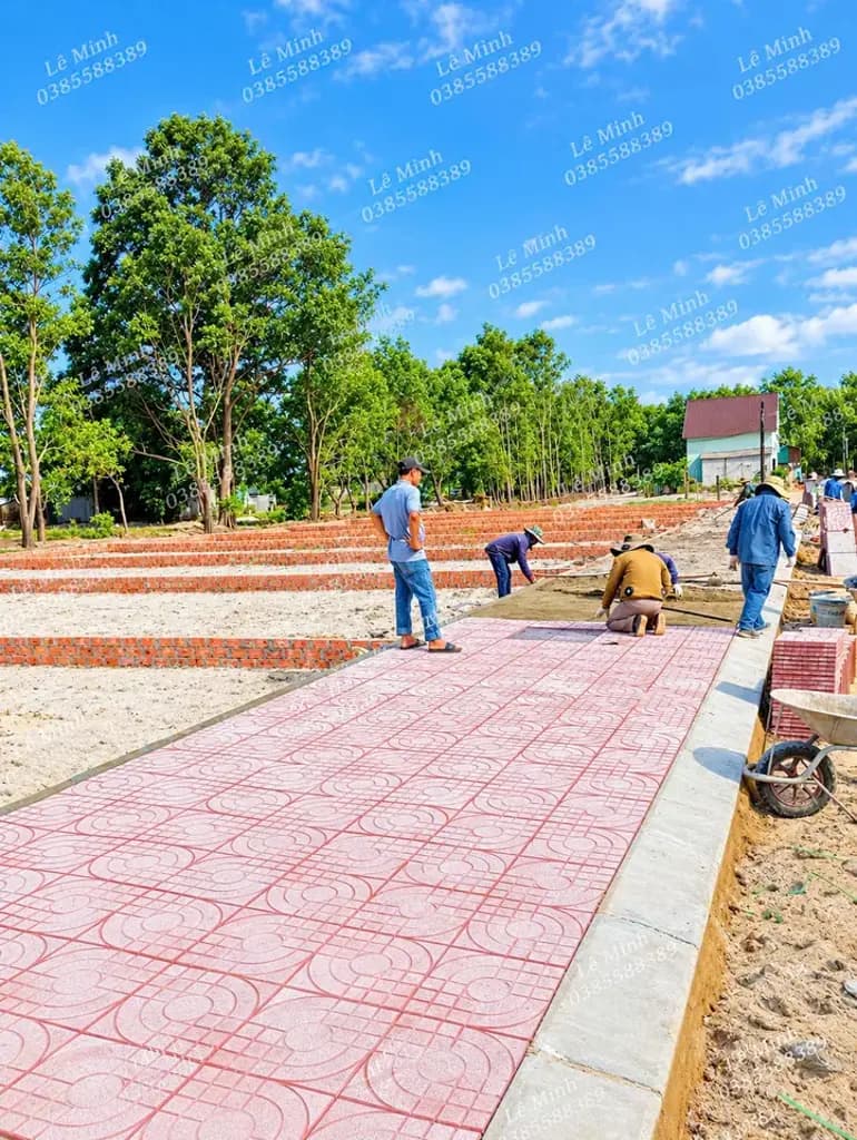 Main-Bán Gấp lô Đất 142m2, full thổ cư giá 398 triệu tại đường thông 2 đầu cách trục dọc 2 làn khu kinh tế 35m Xã Triệu Vân Huyện Triệu Phong Quảng Trị-0