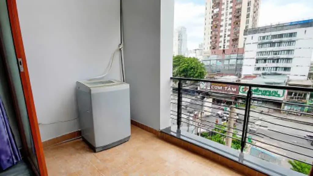Main-Cho thuê căn hộ có ban công SIÊU ĐẸP Tại Ung Văn Khiêm, Gần Hutech, GTVT, FTU, Hồng Bàng, UEF-6