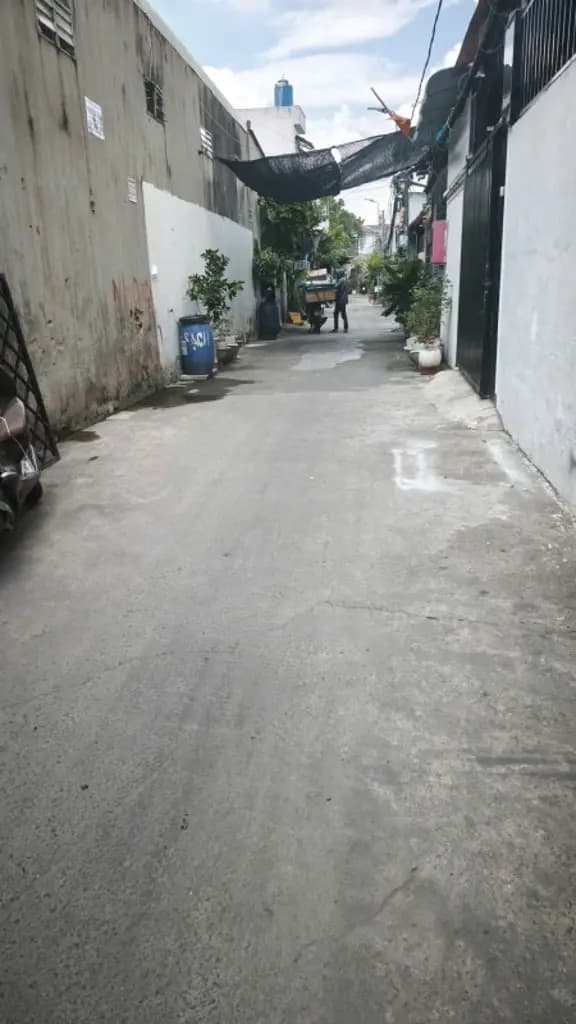 BÁN DÃY TRỌ LINH TRUNG - 200M2, THU NHẬP 20TR/THÁNG, GIÁ TỐT