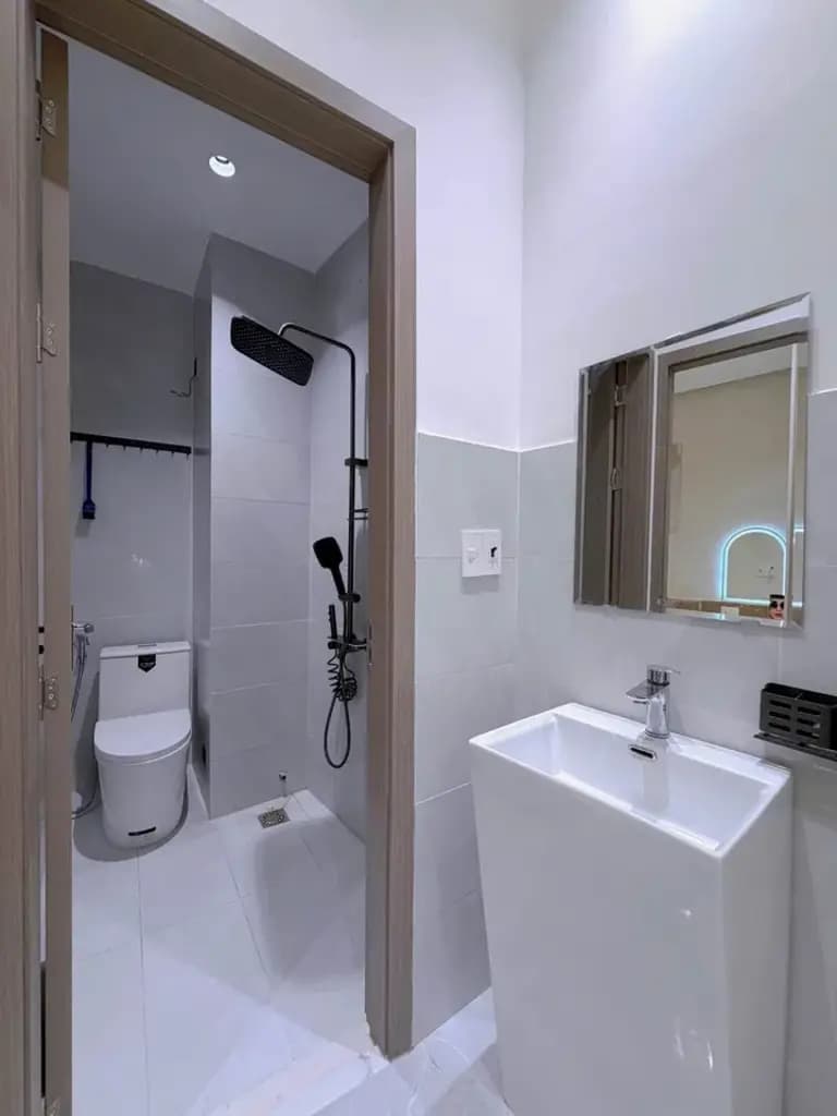 Main-22-CHO THUÊ NHÀ 3 TẦNG MỚI NGUYỄN ĐỨC TRUNG, THANH KHÊ, FULL NỘI THẤT-6