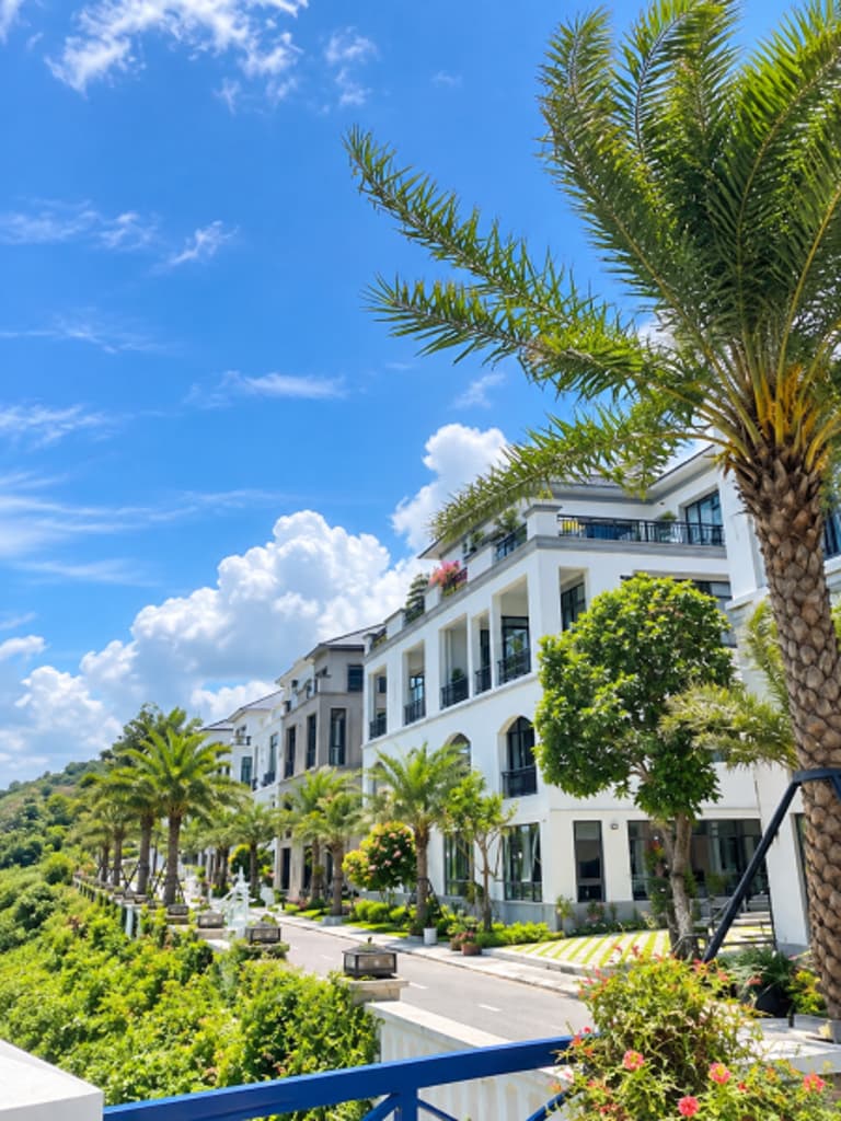 Main-Chính chủ cần bán căn biệt thự Beverly Hills Hạ Long, Quảng Ninh-0