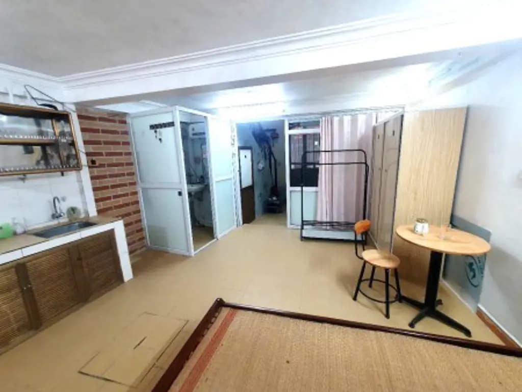 Main-Cho thuê phòng trọ 26m2 toàn tầng 1, đủ nội thất phố Vũ Tông Phan - Giá 2,5 triệu-0