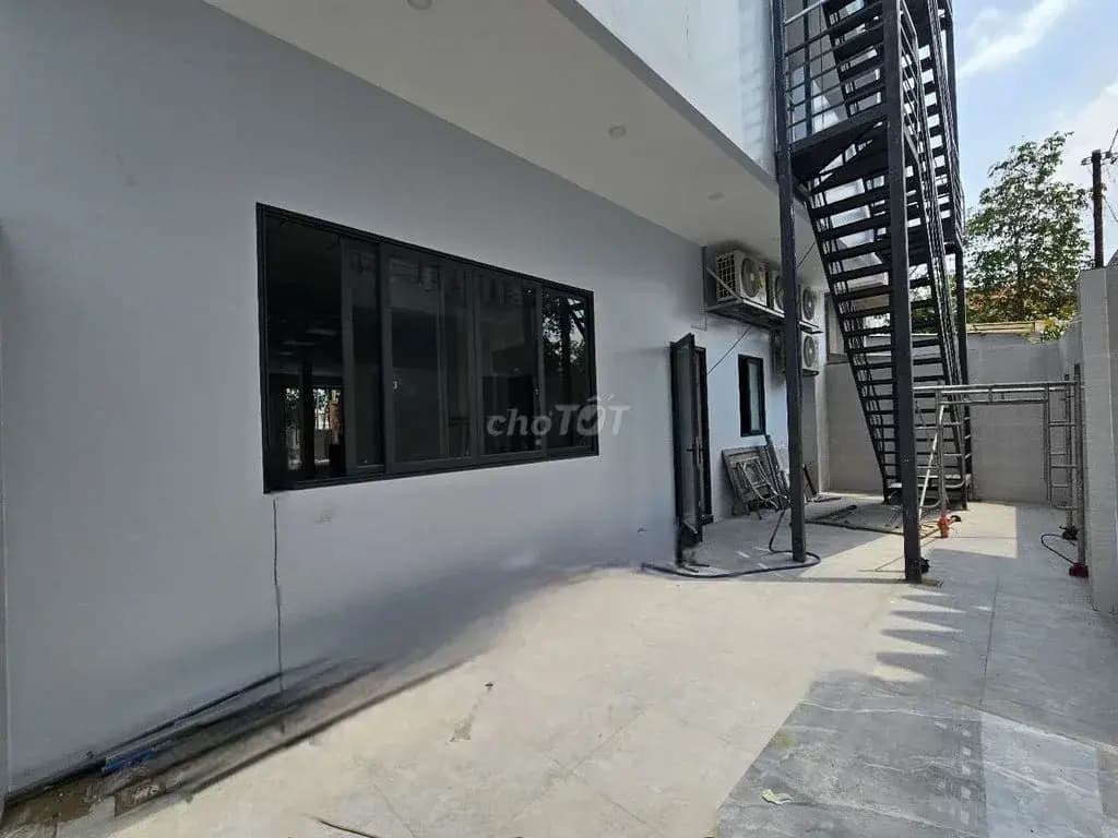 Main-TÒA NHÀ 5 LẦU TRUNG TÂM THỦ DẦU MỘT-6