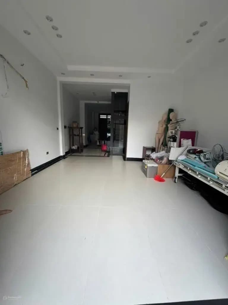 Main-Cho thuê nhà mặt phố Thanh Bình, Mỗ Lao, Hà Đông: DT 80m2 x 2 tầng, MT 6m, thang máy, giá 15 tr/th-3