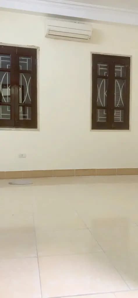 Main-Cho thuê nhà nguyên căn 4 phòng ngủ phố Bạch Mai, Hai Bà Trưng, Hà Nội-1