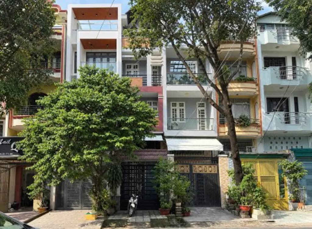 Main-MẶT TIỀN BÌNH PHÚ – 4 TẦNG – VỈA HÈ 3M – GIÁ 22,5 TỶ-0