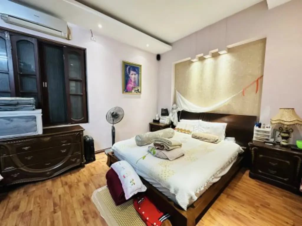 Main-Bán 73m – 4 Tầng – 6m.Mặt Tiền. ( Hoàng Quốc Việt ) Cầu Giấy. Ô tô kinh doanh-3