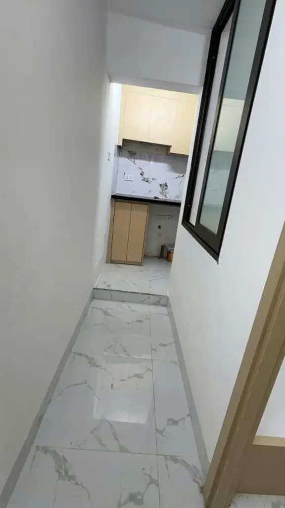 Main-Cho thuê căn hộ tập thể 2 phòng ngủ giá 7tr5 phố Bùi Ngọc Dương-5