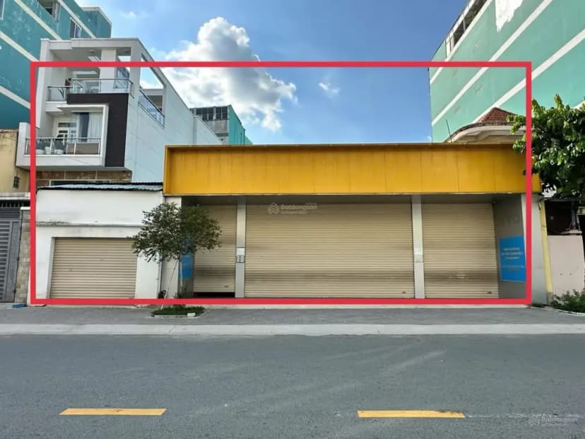 Cho thuê nhà mặt tiền kinh doanh ngã 6 trung tâm Thủ Dầu Một - Diện tích :18x27 (500m²)