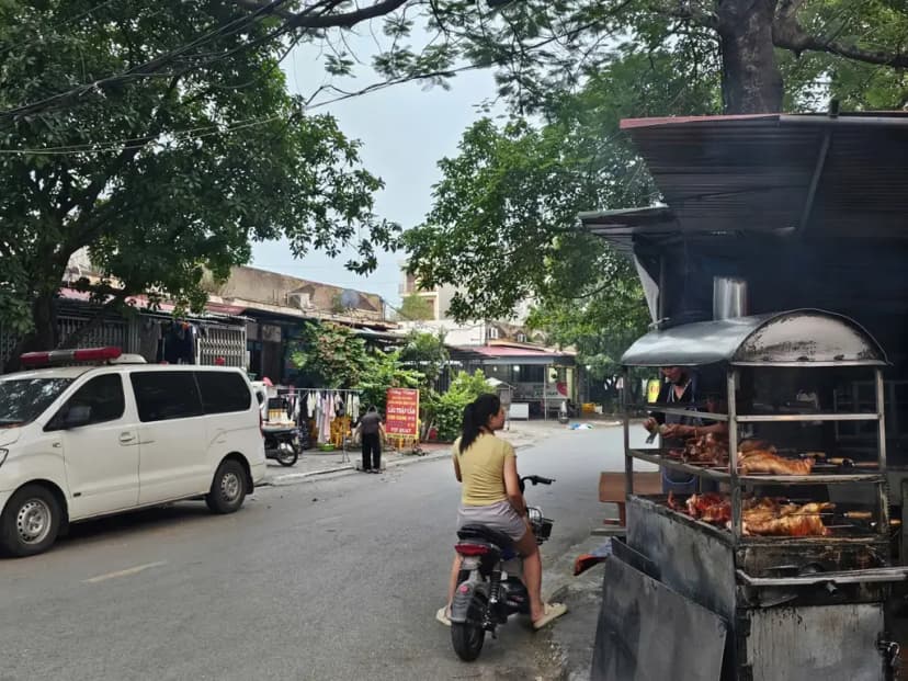 Bán đất lô góc nhìn chợ bồ sơn mặt đường hồ đắc di. Kinh doanh tốt. Diện tích 92m mặt tiền 10m hướng đông bắc & tây bắc. Phường võ cường thành phố bắc ninh