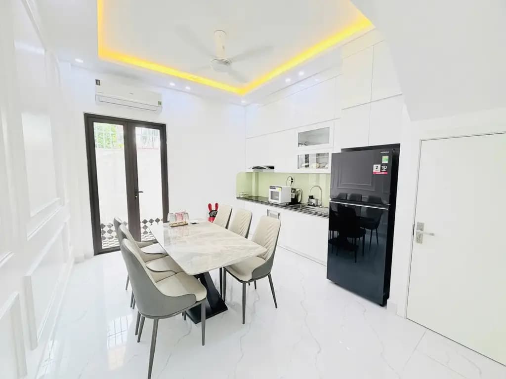 Main-Bán nhà riêng tại Sở Dầu, Hồng Bàng, 4,39 tỷ, 48,5 m2, Đường 7M, Full Nội Thất về Ở ngay-1