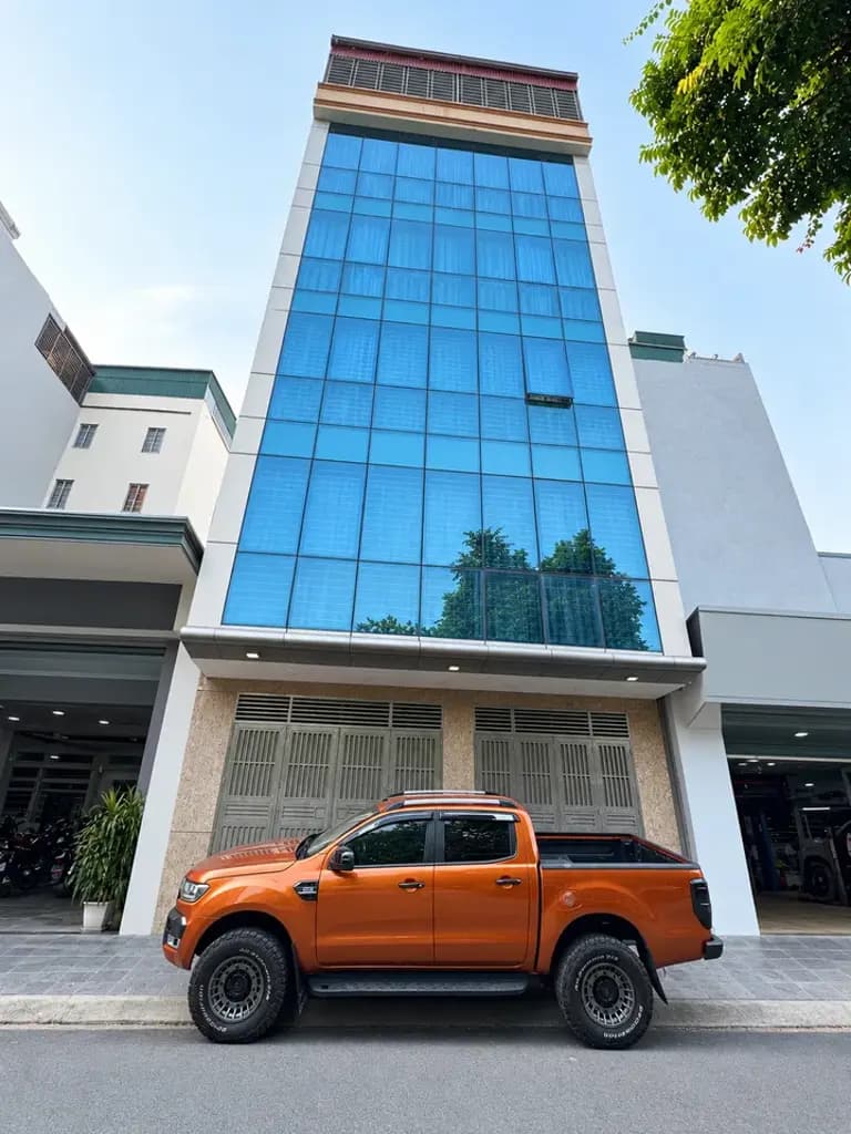 Cho thuê nhà 6 tầng THANG MÁY tại LÊ QUANG ĐẠO, Nam Từ Liêm. 30 triệu/tháng. Ưu tiên: Văn Phòng, KD Onl, Phòng Khám, Spa, Trung tâm đào tạo.