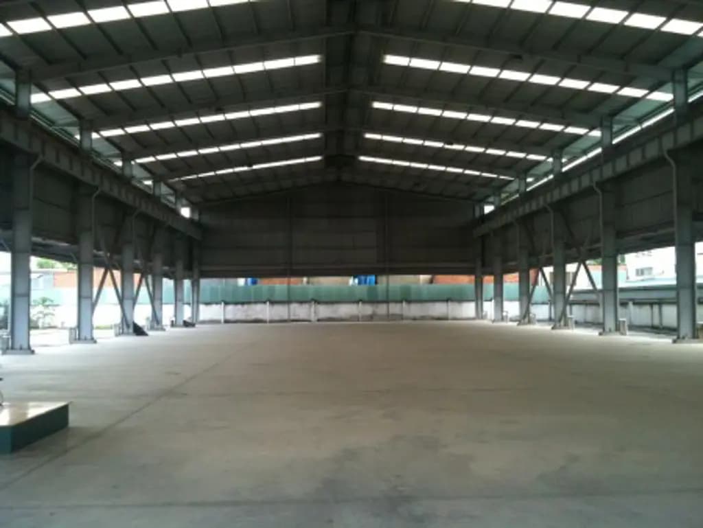 Main-NHÀ XƯỞNG CHO THUÊ NẰM ĐƯỜNG LÊ THỊ RIÊNG P.THỚI AN QUẬN 12 DT: 1600M GIÁ 100 TRIÊU LH: 0986072229-1