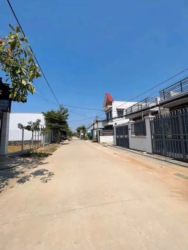 Main-ĐẤT RỘNG 300M², SỔ RIÊNG – GIÁ 632 TRIỆU, LIÊN HỆ EM THUÝ!-2