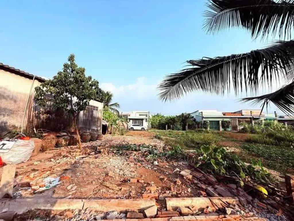 Main-Bán Đất 179.5m2 có sẵn 179.5 m2 thổ cư giá 3.7 tỷ tại hẻm Đường Châu Thị Kim Xã An Vĩnh Ngãi Thành phố Tân An Long An-1