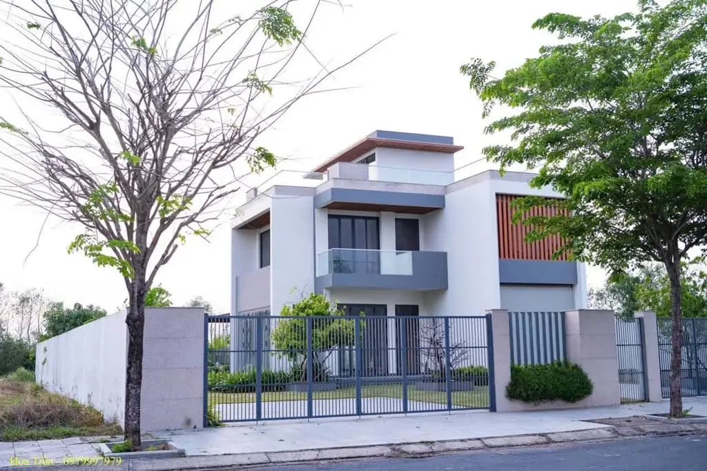 Main-Nhượng lại nền 100m2 5x20m, vị trí đẹp, giá ngộp chỉ 1,5 tỷ bao thuế phí sổ sẵn NH cho vay tới 80%-1
