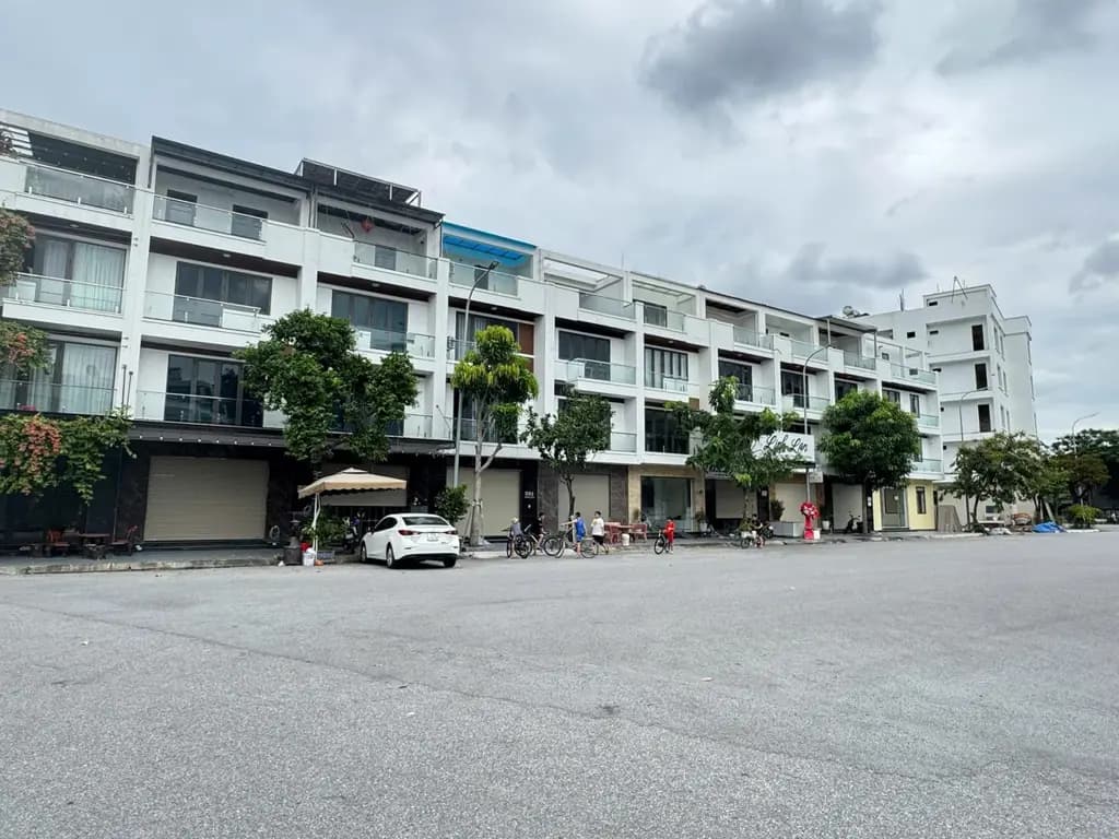 Main-Bán nhà Him Lam Hùng Vương, Hồng Bàng ô tô đỗ cửa, 4 tầng giá 4,x tỷ-2