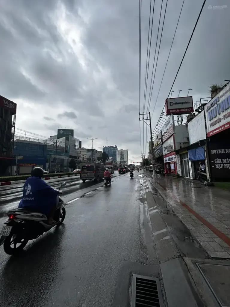 Main-Cho thuê 3.500m2 mặt bằng tòa nhà QL13 trung tâm Thủ Dầu Một, HCM-2