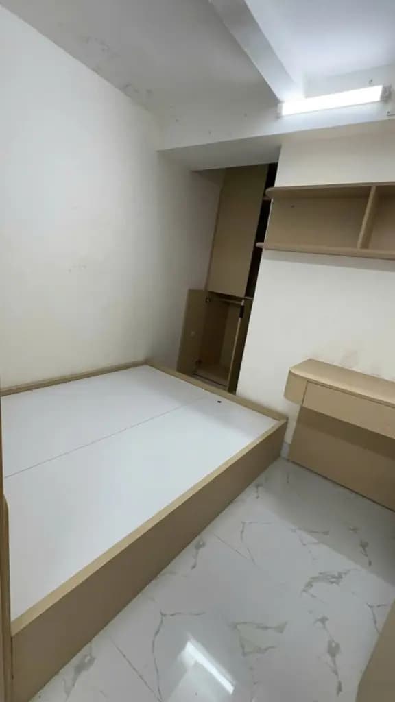Main-Cho thuê căn hộ tập thể 2 phòng ngủ giá 7tr5 phố Bùi Ngọc Dương-4