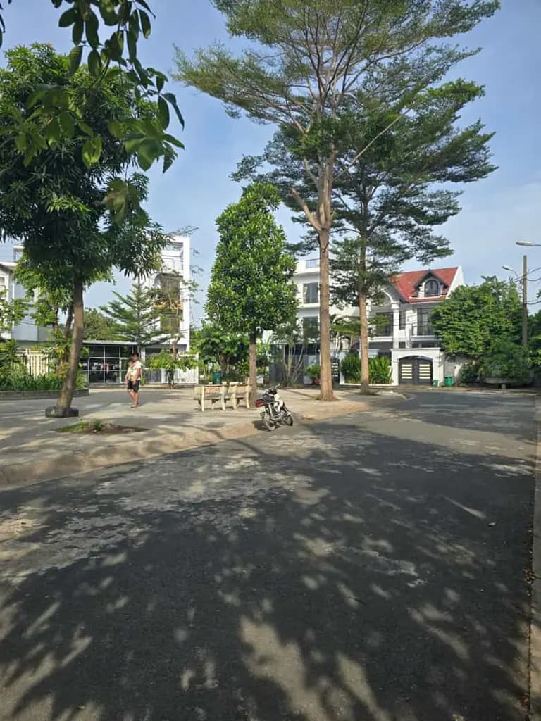 Bán đất 5x26,5m khu phân lô gần đường kênh Tham Lương, ph. Tân Thới Hiệp, Tp.HCM, giá 6,9T