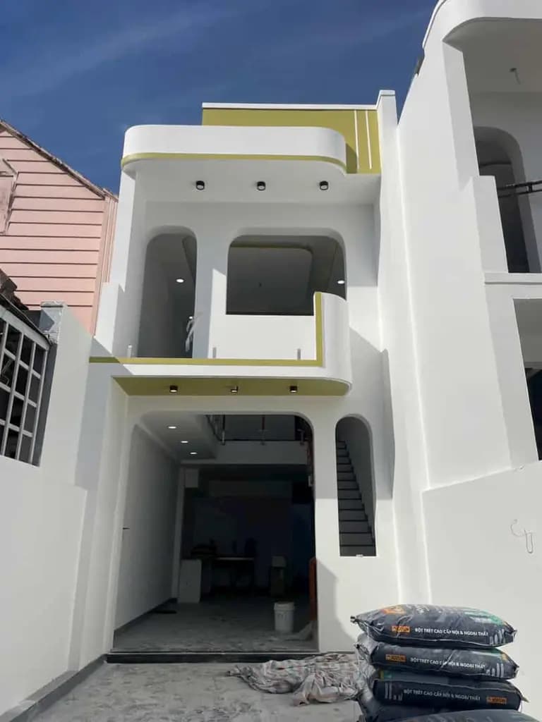 BÁN NHÀ 2.55 TỶ Ở KDC Thủ Dầu Một - 3 phòng ngủ , cách BV Hoàn Mỹ & KDL Đại Nam 500m