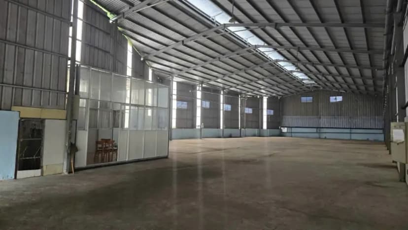 Cho thuê 1800m2 xưởng giá 65 triệu Chánh Phú Hòa Bến Cát Bình Dương