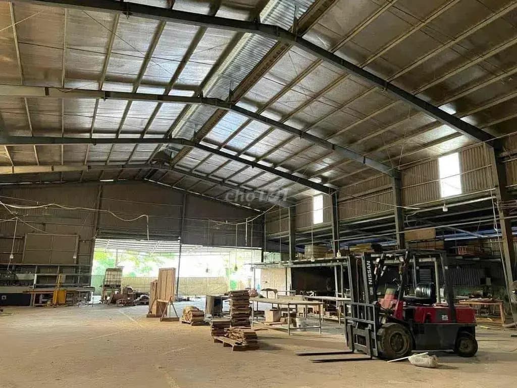 Main-Cho thuê Kho, nhà xưởng 2200m2 giá 120 triệu tại - Chọn - Xã Vĩnh Tân Thị xã Tân Uyên Bình Dương-1