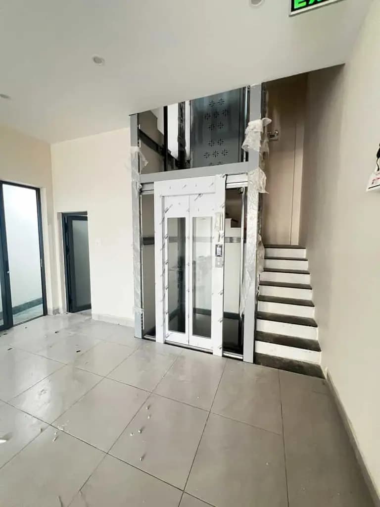 Main-CHO THUÊ NHÀ 5 TẦNG MỚI 100% - CÓ THANG MÁY - MẶT TIỀN ĐƯỜNG NGUYỄN VĂN CỪ CẦN THƠ-3