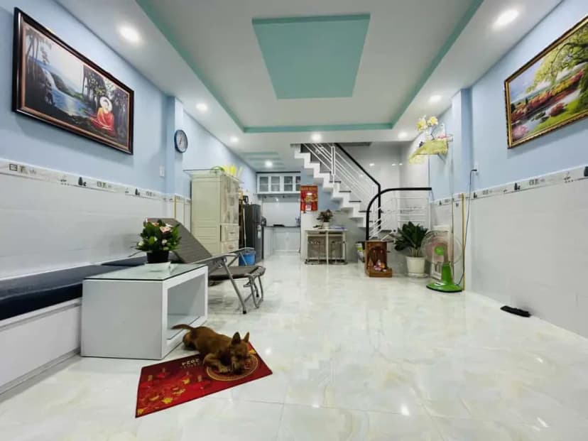 Nhà rẻ nhỏ xinh - dt 40m2 2 tầng - khu Tân Sơn Nhì - quy hoạch ổn định - Giá chỉ 3,7 tỷ TL