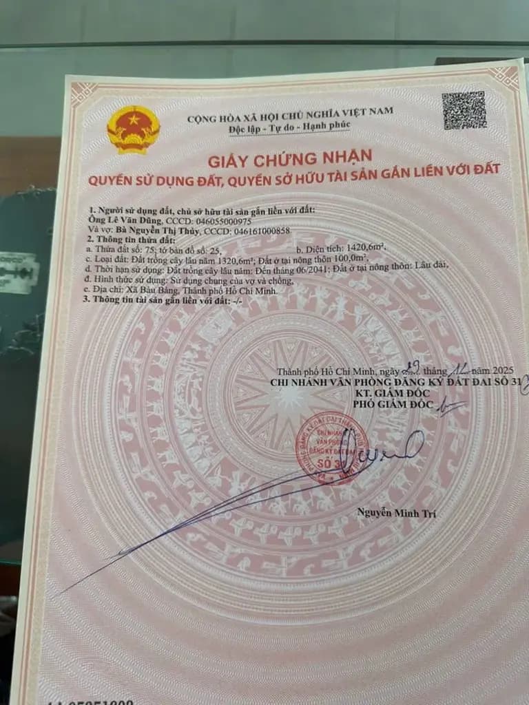 Bán Đất 1421m2 có sẵn 100 m2 thổ cư giá 21 tỷ tại đường Quốc Lộ 13 Xã Lai Hưng Huyện Bàu Bàng Bình Dương