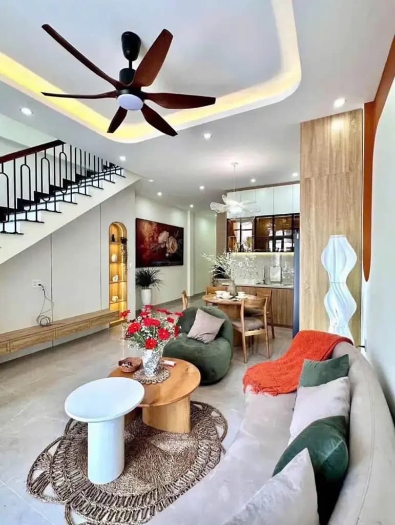 Main-Thường xuyên đi công tác xa nên tôi cần bán lại căn nhà Gần Cây Xăng Đức Hưng đường Đồng Khởi-1
