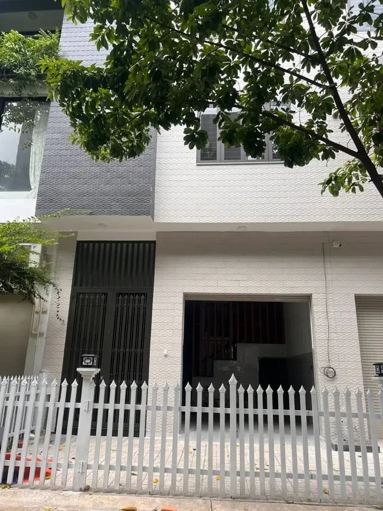 Main-Cho thuê Nhà 5PN đầy đủ nội thất giá 37 triệu tại TP Mới Bình Dương-0
