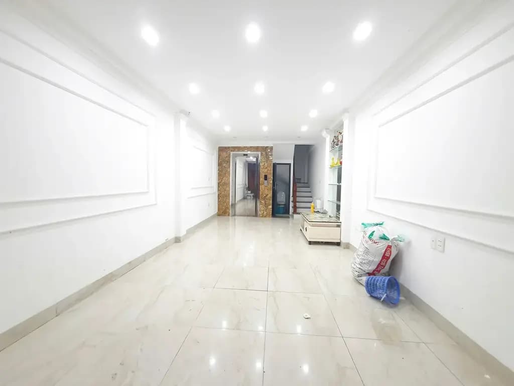 Main-CHO THUÊ NHÀ ĐẸP 6 TẦNG THANG MÁY- NGỌC THỤY LB - 50M2 MÀ RẺ QUÁ TRỜI-1