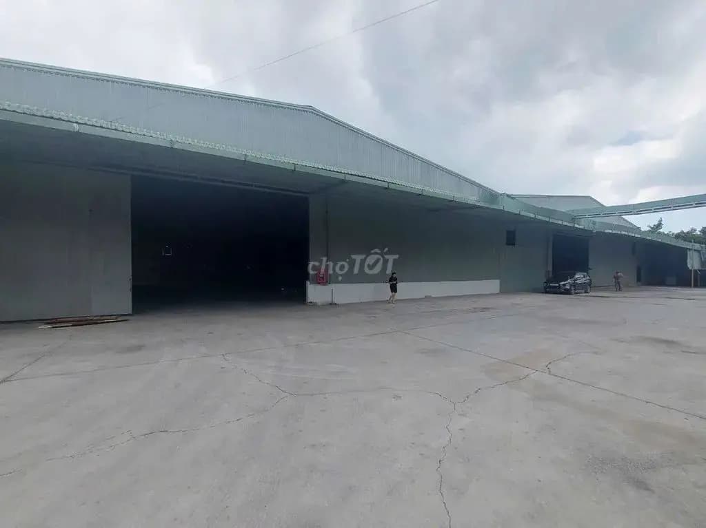 Main-Cho thuê xưởng 3000m2.Pccc vách tường ,SX đa nghề ,Giá 140 triêu/tháng-3