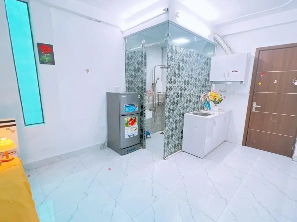 Main-Cho Thuê phòng 20m thoáng sáng giá rẻ 3tr8 Ngõ 1194 Đường Láng-2