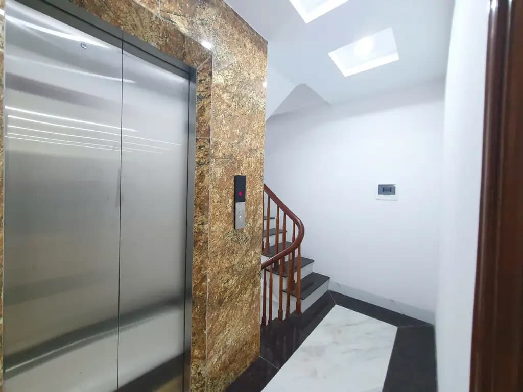 Main-CHO THUÊ NHÀ ĐẸP 6 TẦNG THANG MÁY- NGỌC THỤY LB - 50M2 MÀ RẺ QUÁ TRỜI-4