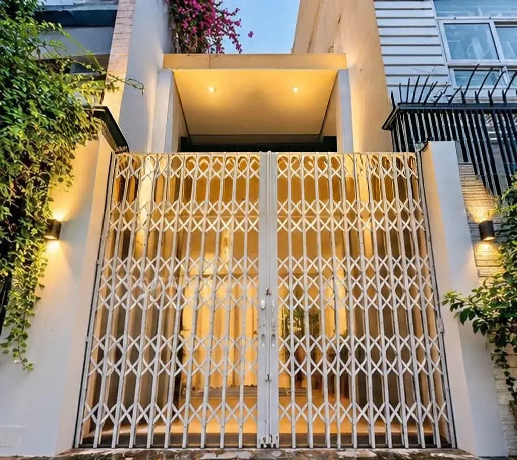 Main-Bán Nhà riêng 52m2 có sẵn 50 m2 thổ cư giá 9.2 tỷ tại Đường Nguyễn Cửu Vân Phường 17 Quận Bình Thạnh TP. Hồ Chí Minh-0