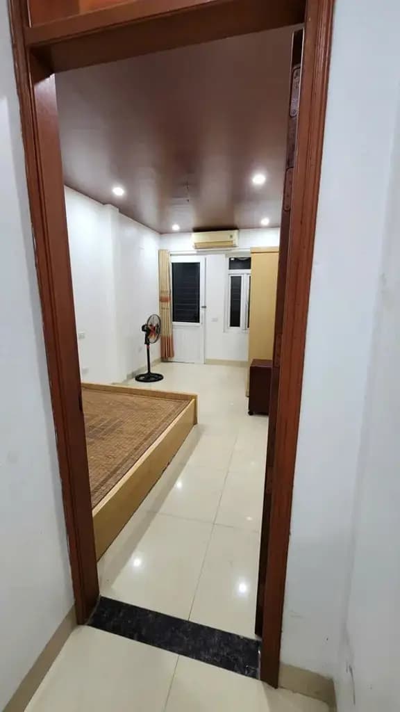 Main-Cho thuê nhà Thái Thịnh , Đống Đa - 5 PN - Nhỉnh 10tr-4