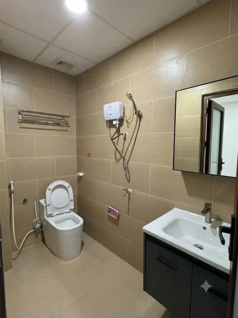 Main-Chủ Cần Bán Gấp CH Vinhomes Golden River, GIÁ 1 TỶ 650, DT 86,3m², 2PN2WC, nội thất chủ tặng, SHR-5