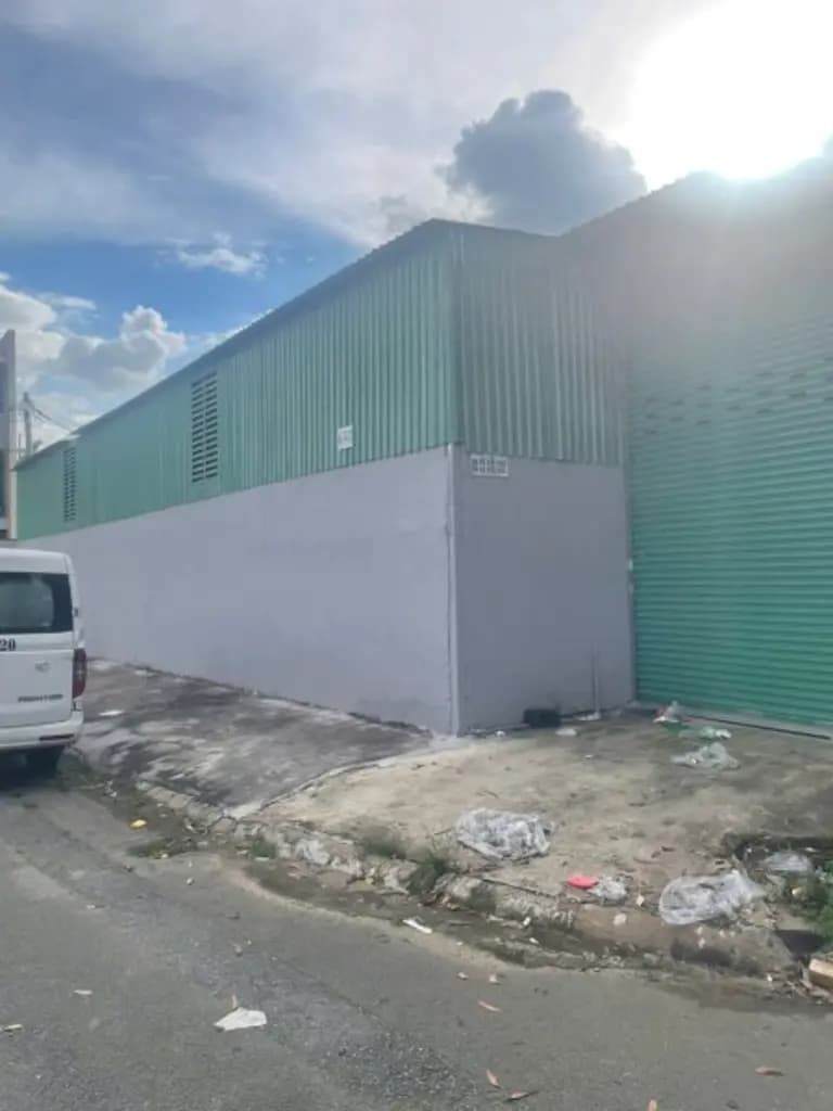 Main-( 17 tr/ tháng) Cho thuê kho hẻm xe ô tô đường Bưng Ông Thoàn, Long Trường, TPHCM-1