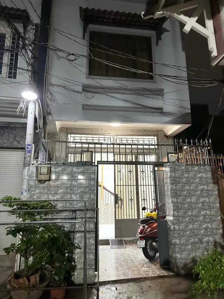 Main-Nhà bán nguyễn kiệm gần siêu thị sân bay-0