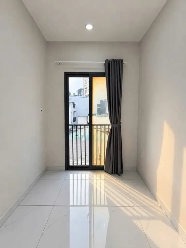 Main-PHAN ĐĂNG LƯU, NHỎ XINH, 4T HOÀN CÔNG, CÓ SÂN THƯỢNG, HXH CÁCH 5 BƯỚC-3