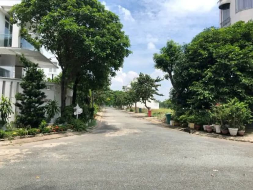 Bán nhà căn góc 2 MT đường số 23 và 26, KDC Vạn Phát Hưng, Phú Xuân, Nhà Bè, HCM